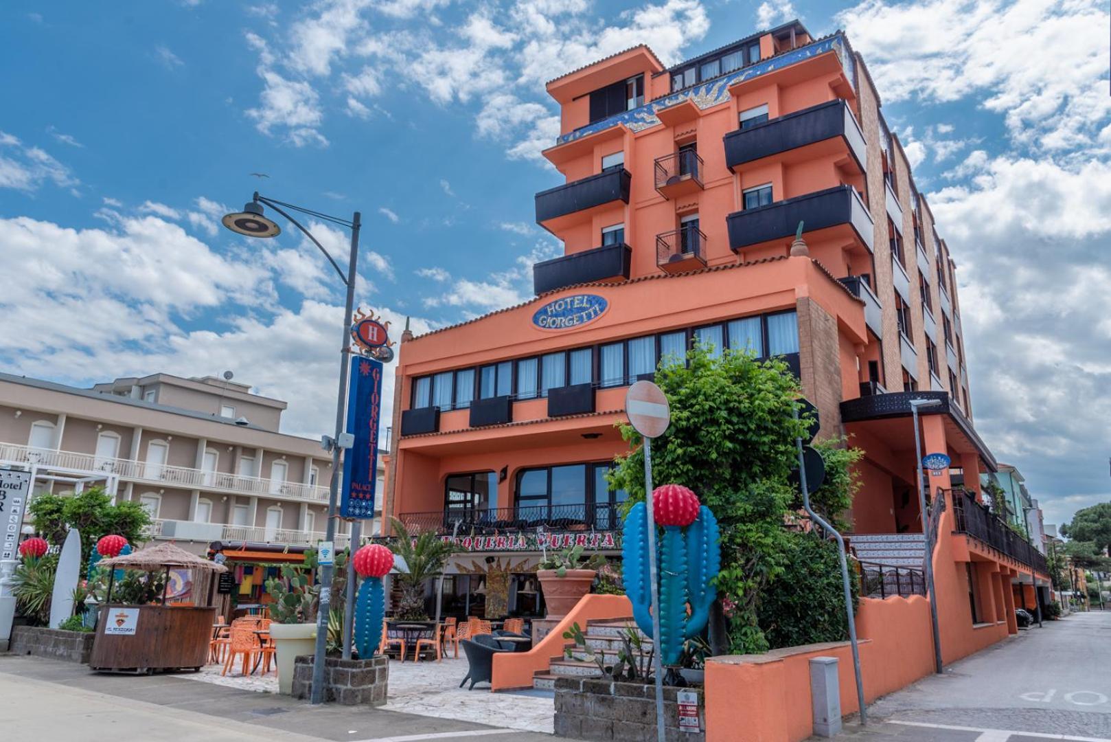 Giorgetti Palace 3*
